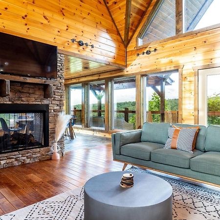 The Solstice - Amenities Galore Mountain Retreat 蓋特林堡 外观 照片