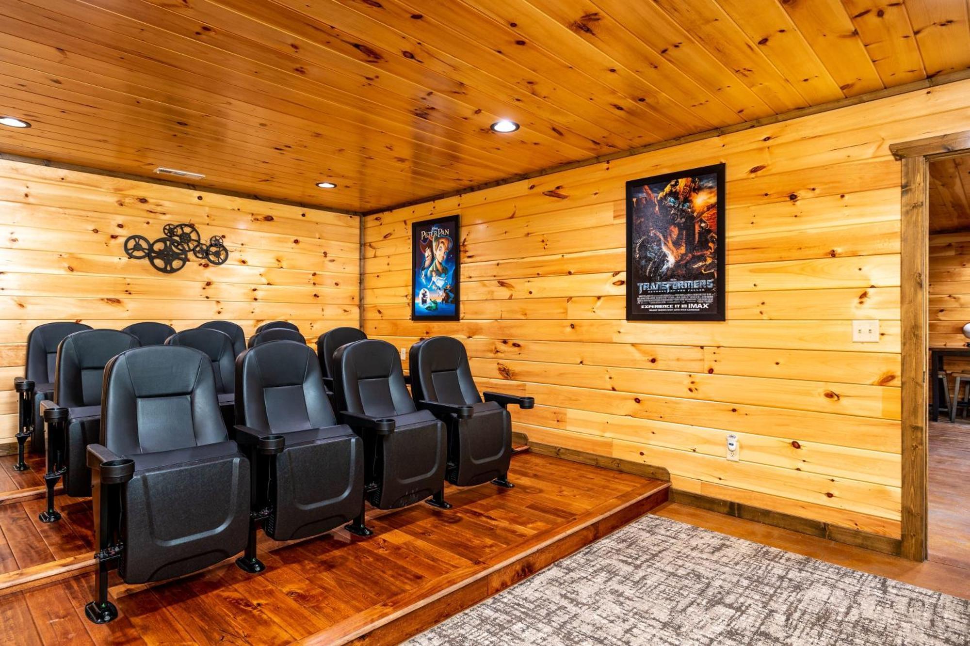 The Solstice - Amenities Galore Mountain Retreat 蓋特林堡 外观 照片