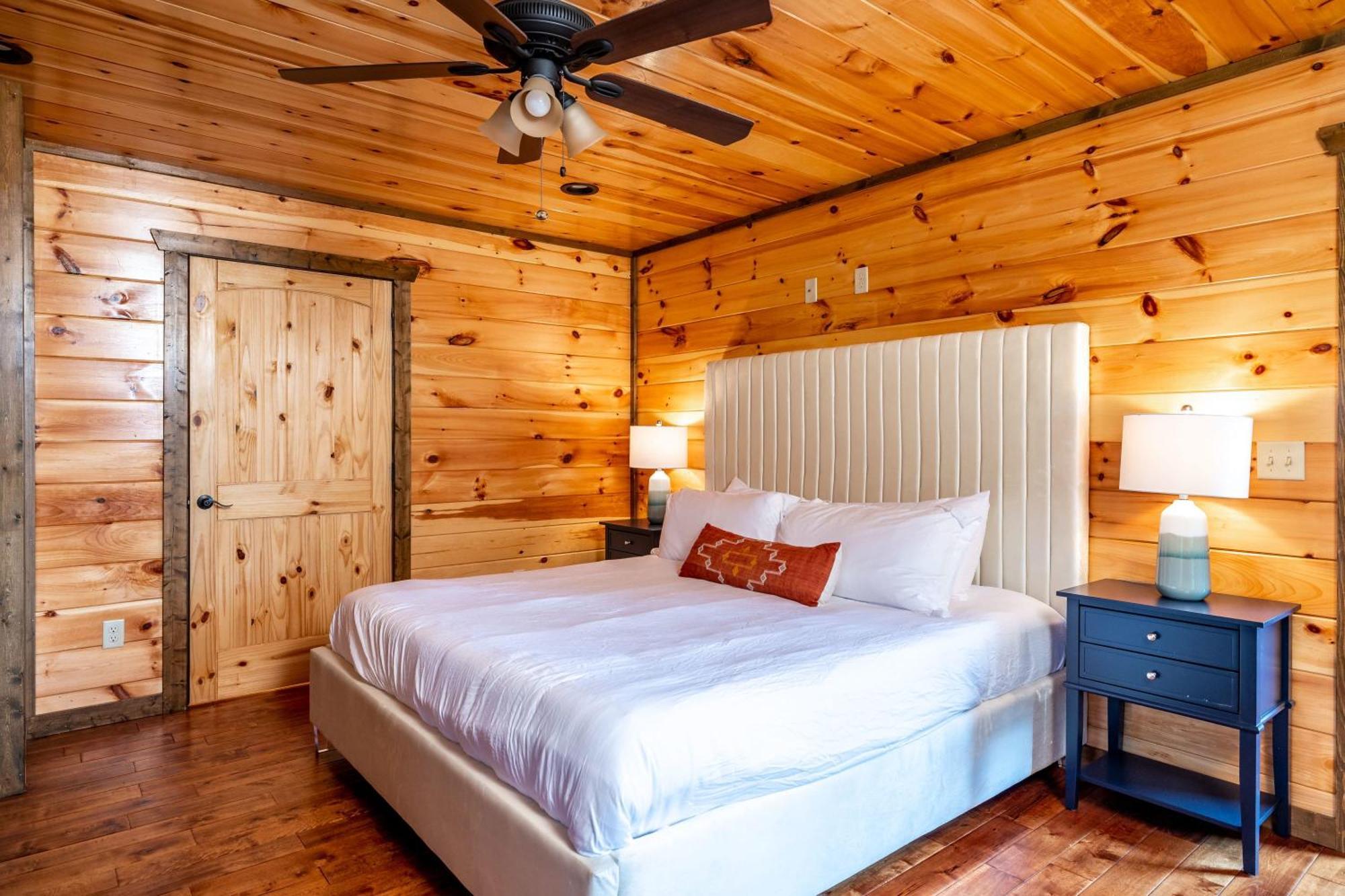 The Solstice - Amenities Galore Mountain Retreat 蓋特林堡 外观 照片