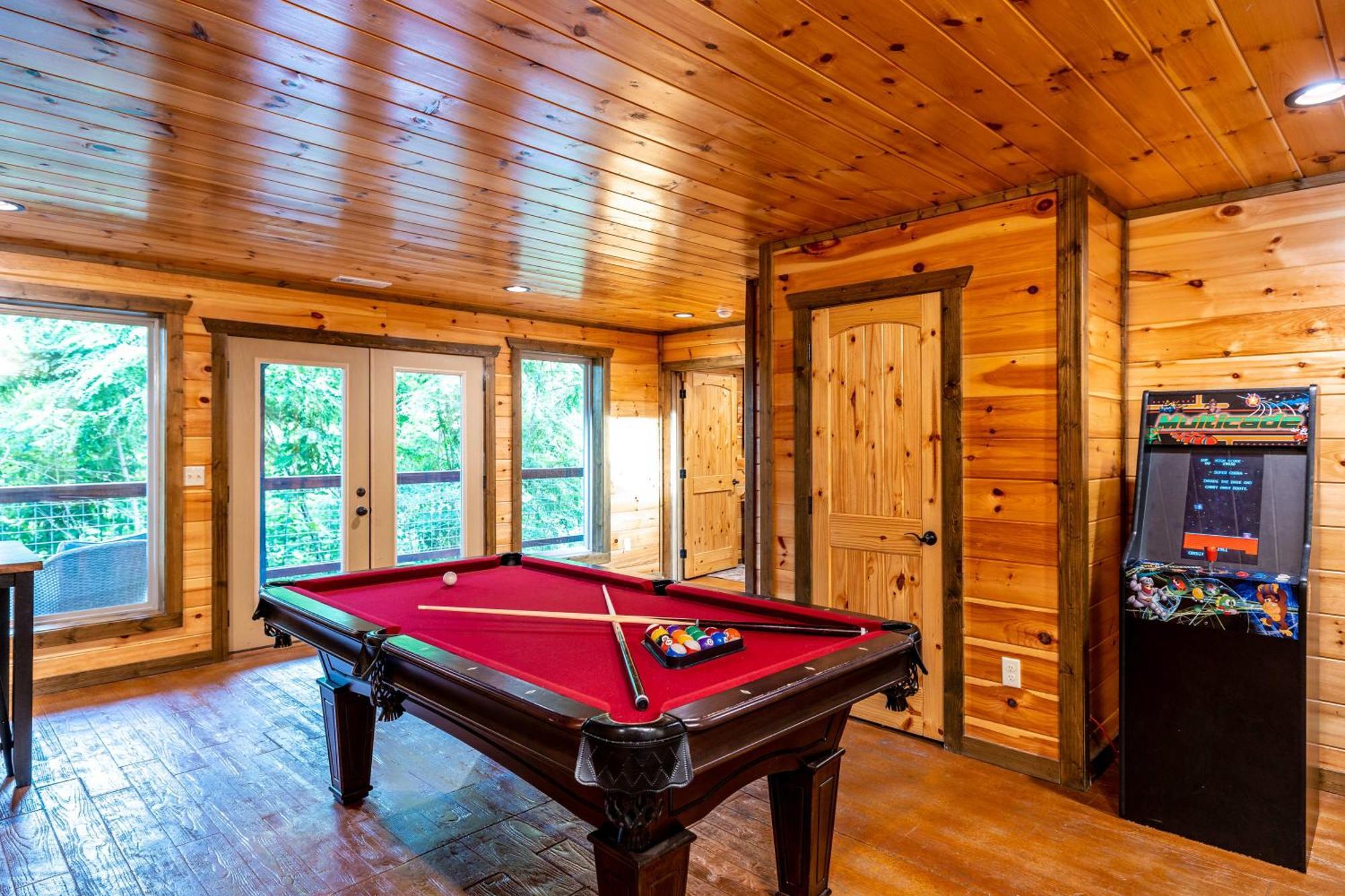 The Solstice - Amenities Galore Mountain Retreat 蓋特林堡 外观 照片