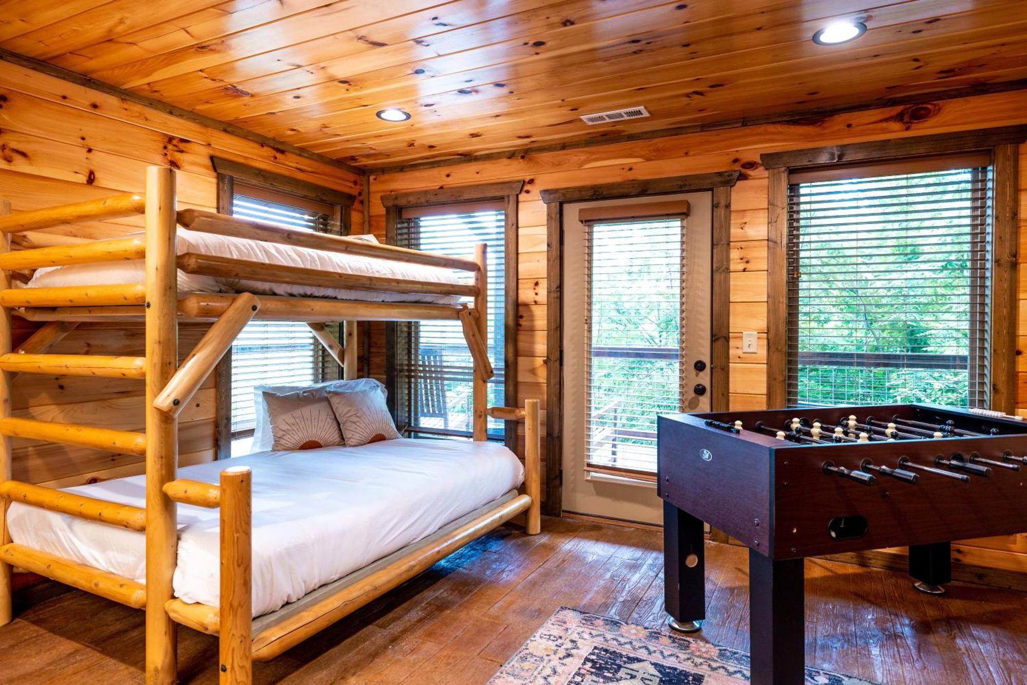 The Solstice - Amenities Galore Mountain Retreat 蓋特林堡 外观 照片