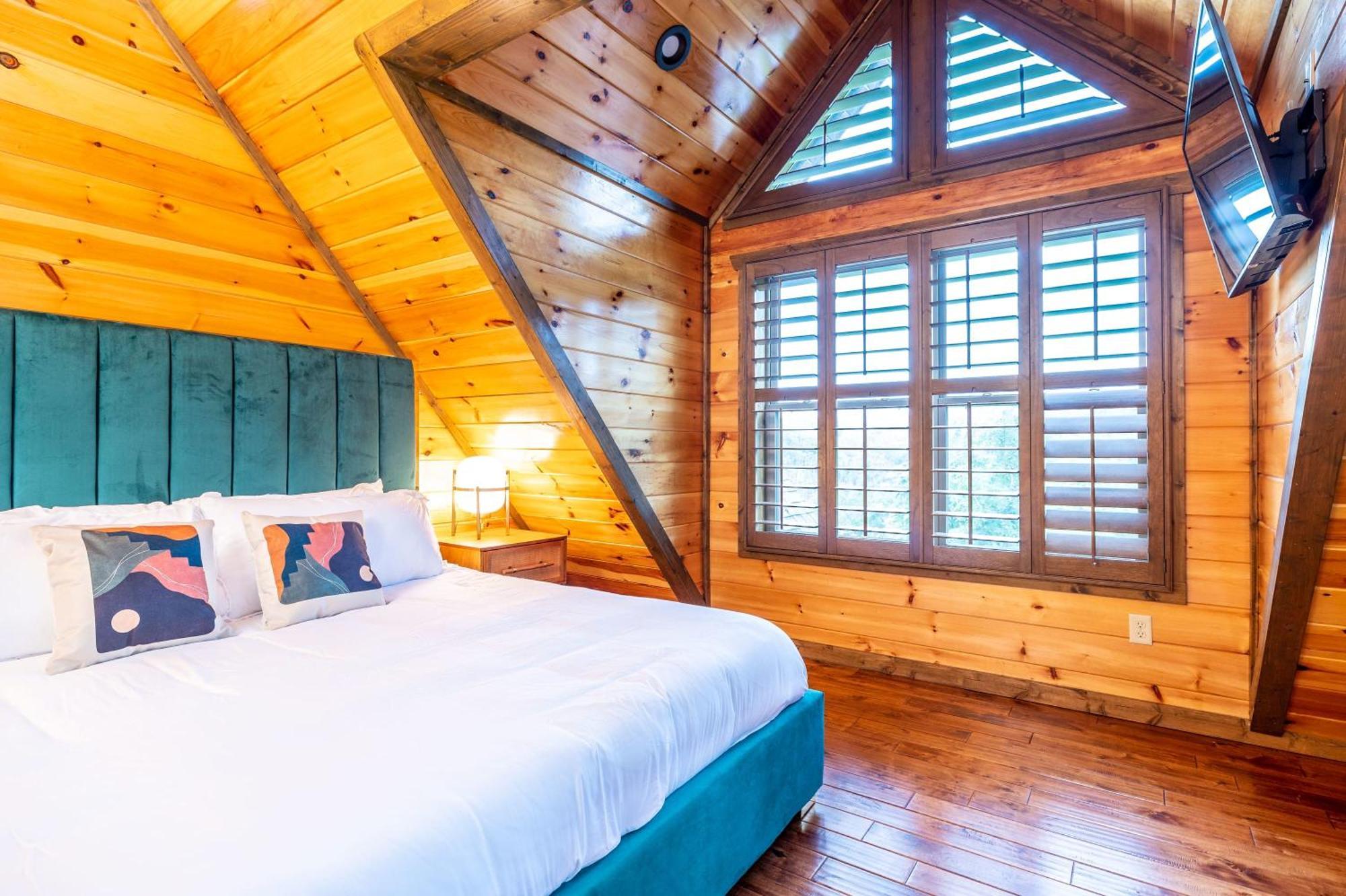 The Solstice - Amenities Galore Mountain Retreat 蓋特林堡 外观 照片