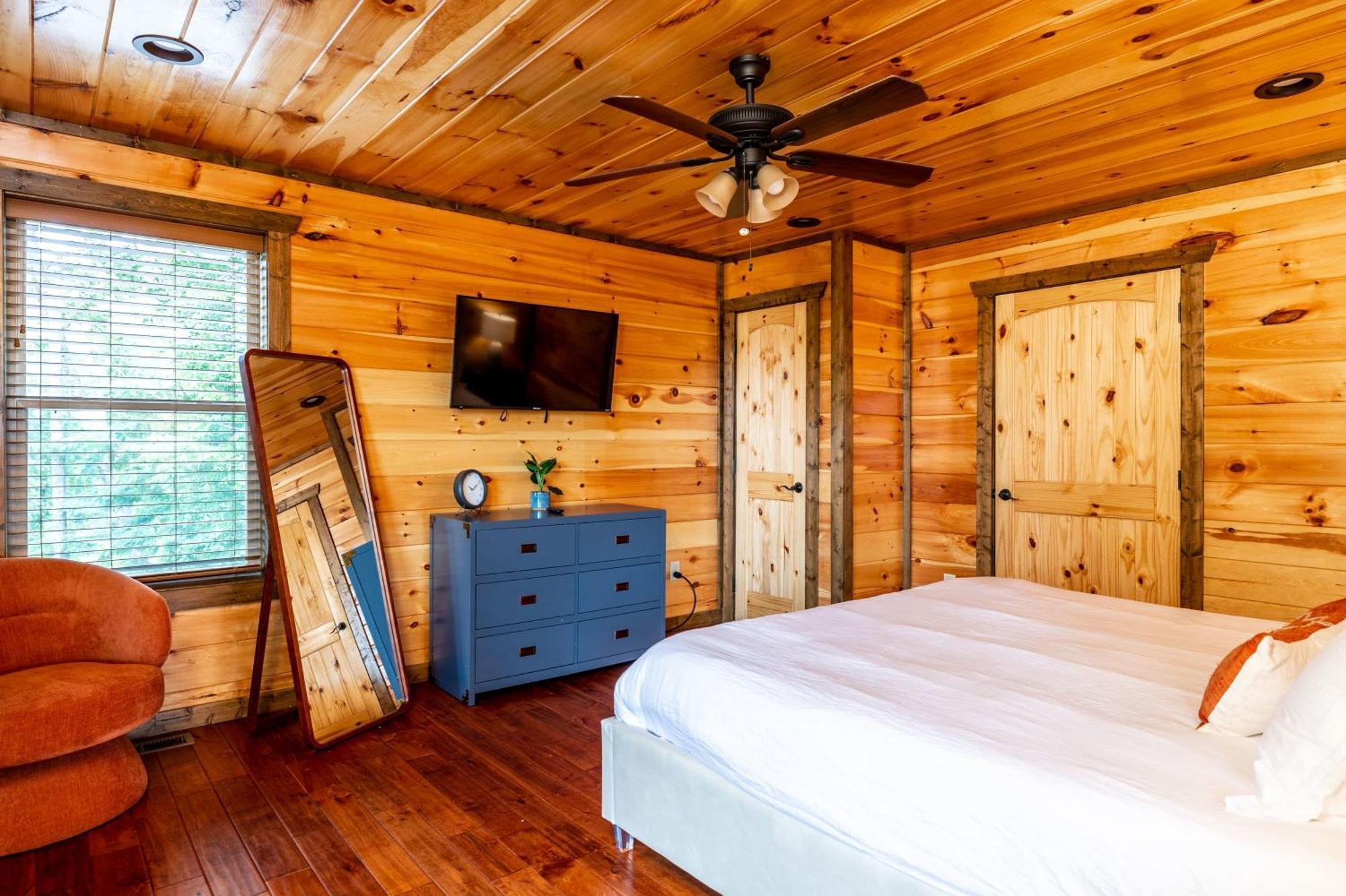The Solstice - Amenities Galore Mountain Retreat 蓋特林堡 外观 照片