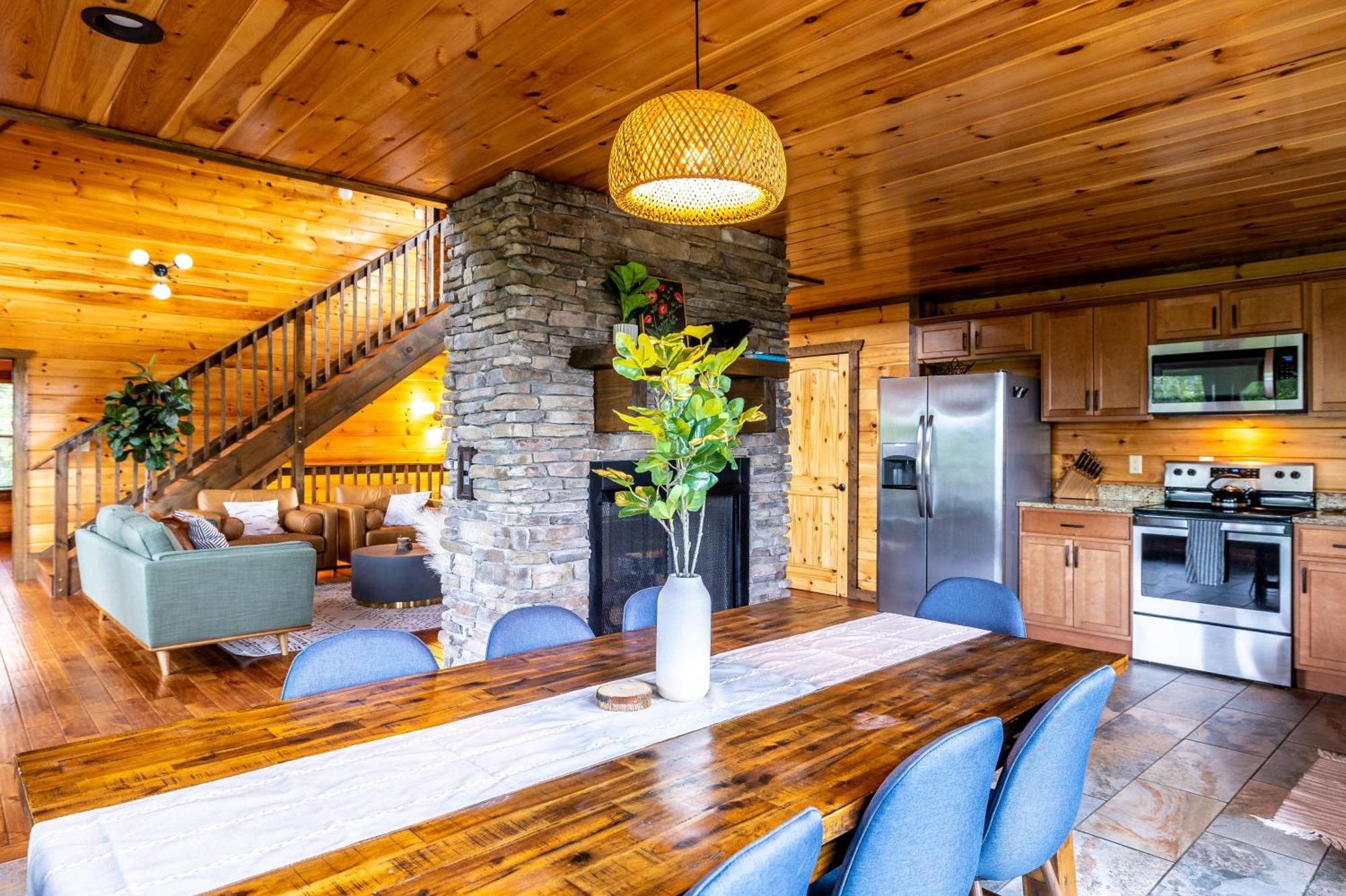 The Solstice - Amenities Galore Mountain Retreat 蓋特林堡 外观 照片