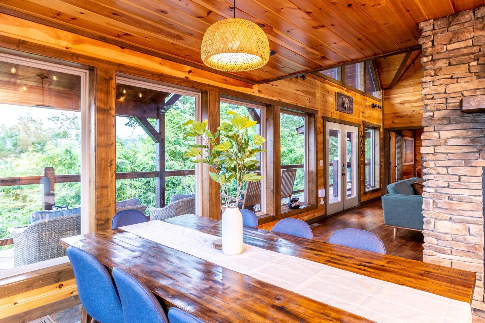 The Solstice - Amenities Galore Mountain Retreat 蓋特林堡 外观 照片