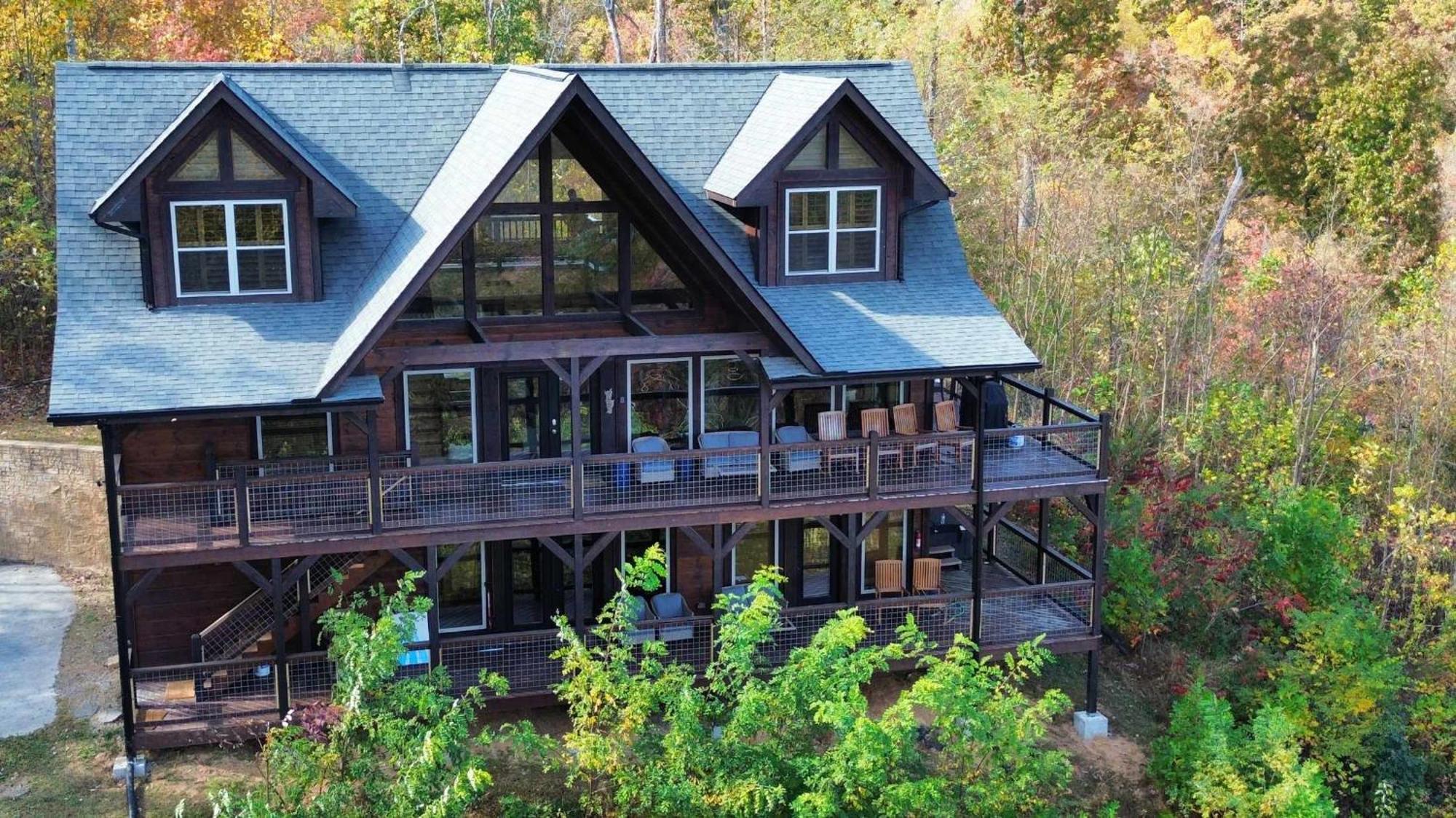 The Solstice - Amenities Galore Mountain Retreat 蓋特林堡 外观 照片